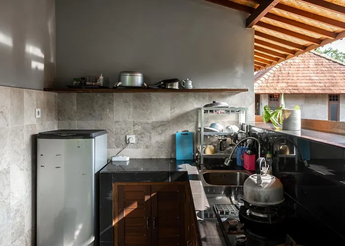 Santra Putra At Karja Art Space ゲストハウス
